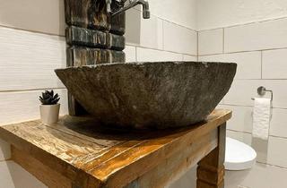 Wohnung kaufen in 71397 Leutenbach, Leutenbach - Attraktive 2-Zimmer-Wohnung: saniert, Klima, perfekte Lage & Garage