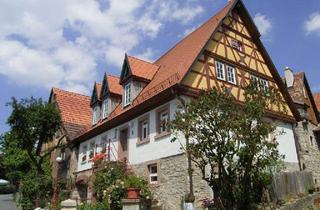 Haus kaufen in 74744 Ahorn, Ahorn-Schillingstadt - Anwesen mit Wohnhäusern und Nebengebäuden sowie Freisitz in AhornSchillingstadt