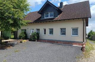 Einfamilienhaus kaufen in 53567 Asbach, Asbach - Wohnen über den Dächern von Asbach: Großzügiges Familienidyll mit Fernblick & Potenzial