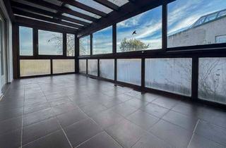 Wohnung kaufen in 90768 Fürth, Fürth - Viel Raum für Ideen - 2,5-Zimmer-Wohnung mit separater 2-Zimmer-Einliegerwohnung in Fürth-Vach