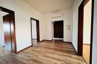 Wohnung kaufen in Bahnhofstr. 124, 68753 Waghäusel, Geräumige 3,5-Zimmer-Dachgeschosswohnung mit Klimaanlage, Garage & Stellplatz in Wiesental