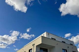 Wohnung kaufen in Talheimer Straße 66, 74223 Flein, Penthaus Wohnung mit Haigernblick, großzügige Dachterrasse in Südlage und Tageslichtbad