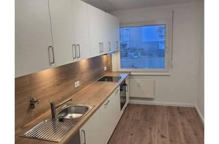 Wohnung mieten in Söseweg, 30851 Langenhagen, Frisch renovierte 3-Zimmer-Wohnung mit EBK, TG-Stellplatz & Aufzug – Langenhagen City