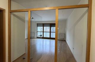 Wohnung mieten in Dessauer Straße 30, 55543 Bad Kreuznach, 3-Zi.-Wohnung mit Balkon im 2. OG in Bad Kreuznach in zentraler Lage aber dennoch ruhiger Lage