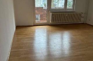 Wohnung mieten in Libellenstraße, 14129 Nikolassee, Helle 3-Zimmer Wohnung mit Balkon in Berlin-Nikolassee