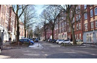 Wohnung mieten in Lutherstraße 13, 24114 Südfriedhof, Zauberhafte moderne 2-Zimmer-Dachgeschosswohnung mit Balkon und EBK in Kiel