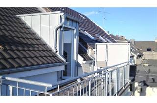 Wohnung mieten in Blumenstrasse 148, 47798 Stadtmitte, Helle sanierte Altbau 2-Zi-DG-Wohnung in denkmalgesch. Haus mit gr. Südbalkon