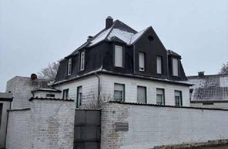 Wohnung mieten in Auf Der Liester, 52223 Stolberg, Altbauwohnung Stolberg - Büsbach - bezugsfrei !