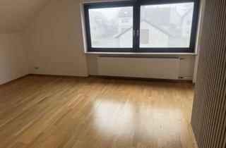 Wohnung mieten in Im Gäßle, 89182 Bernstadt, Charmante 4,5-Zimmer Dachgeschosswohnung mit Balkon in Bernstadt