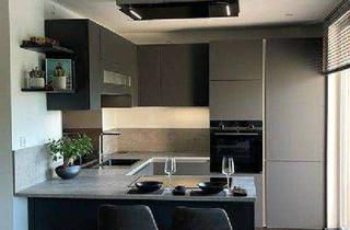 Wohnung mieten in 47259 Huckingen, Möbliertes Wohnen mit Stil und Aussicht! Luxuriöse DG-Wohnung mit Balkon in Düsseldorfer Stadtnähe