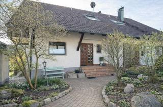 Haus kaufen in 75328 Schömberg, Familienfreundliche DHH mit schönem Garten und ELW