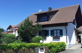 Haus kaufen in 89284 Pfaffenhofen, Ihr Familienglück im Ortsteil Pfaffenhofen: Gepflegtes EFH mit Kachelofen & sonnigem Eckgrundstück