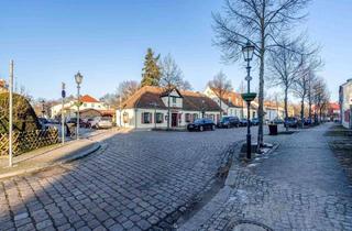 Haus kaufen in 14513 Teltow, Reihenendhaus mit Charakter, Kamin und Garage - moderner Wohnkomfort