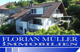 Haus kaufen in 79249 Merzhausen, Traumhafte Fernsichten- DHH mit ELW in Merzhausen – Raum & Extra-Grundstück für großzügiges Wohnen