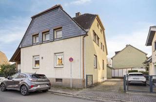 Doppelhaushälfte kaufen in 44579 Castrop-Rauxel, Doppelhaushälfte mit 71 m² auf 3 Zimmer, Stellplätzen & Gartenhaus in Ickern!