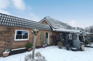 Doppelhaushälfte kaufen in 24649 Wiemersdorf, Familienfreundliche Doppelhaushälfte im Hamburger Umland mit Garten und Garage