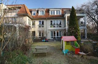 Wohnung kaufen in 12205 Lichterfelde, Hauptstadtmakler-Traumwohnung mit Garten und Tiefgaragenstellplatz in Top Lage