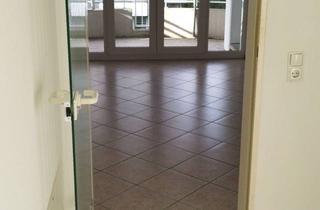 Wohnung kaufen in Theodor-Heuss-Allee 16, 53773 Hennef, Attraktive 4-Zimmer-Wohnung mit Balkon in Hennef (Sieg)