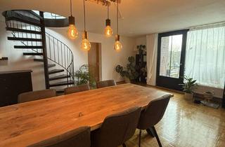 Wohnung kaufen in 47809 Oppum, Charmante 3-Zimmer Maisonette-Wohnung im 3. OG in Krefeld-Oppum