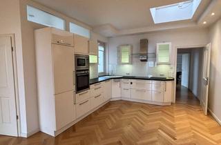 Wohnung mieten in 10249 Friedrichshain, 50 QM AUFDACHTERRASSE mit 4 Zimmer Wohnung