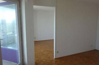 Wohnung mieten in Uerdinger Straße 333-335, 47800 Bockum, Helle 2-Zimmer Wohnung im 6. OG mit Balkon, Schwimmbad und Gartennutzung in Krefeld-Bockum