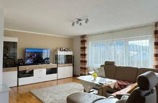 Einfamilienhaus kaufen in 72336 Balingen, Elegantes Wohnen in Balingen-Engstlatt – Einfamilienhaus mit Einliegerwohnung und Doppelgarage