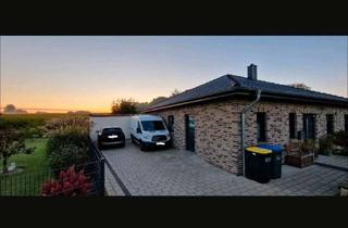 Haus kaufen in 24361 Damendorf, Energieeffizientes, neuwertiges EFH in Feldrandlage