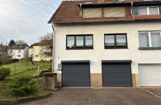 Einfamilienhaus kaufen in 66126 Saarbrücken, Familienfreundliche Doppelhaushälfte mit durchdachtem Grundriss