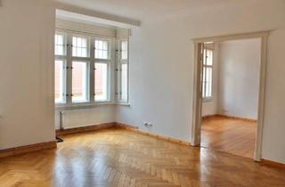 Haus kaufen in 14943 Luckenwalde, Luckenwalde - Schöne Altbauwohnung 188QM in Luckenwalde zu verkaufen