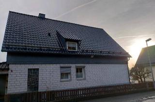 Haus kaufen in 35759 Driedorf, Driedorf - Gepflegtes Zweifamilienhaus in zentraler Lage mit Garten