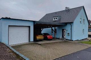 Haus kaufen in 36137 Großenlüder, Großenlüder - Gepflegtes und komfortables Ein- Zweifamilienhaus