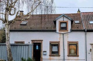 Doppelhaushälfte kaufen in 66346 Püttlingen, Püttlingen - Doppelhaushälfte in Köllerbach mit Garten in zentraler Lage