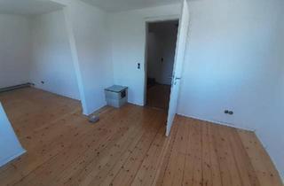 Haus kaufen in 24146 Kiel, Kiel - Familienfreundliches Doppelhaus - Modernisiert & Einzugsbereit