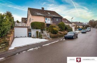 Einfamilienhaus kaufen in 71397 Leutenbach, Leutenbach - Freistehendes Ein- bis Zweifamilienhaus in gefragter Lage mit schönem Garten, Terrasse und 3 Garagen