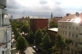 Wohnung kaufen in Schwedter Straße 45, 10435 Prenzlauer Berg, Sonnige, sanierte 2-Zi-Wohnung in Mitte mit Süd-Balkon, Klimaanlage, Tiefgarage, Doorman, möbliert