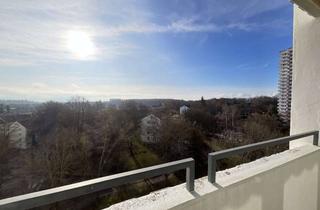 Wohnung kaufen in Friedrich-Ebert-Str., 71067 Sindelfingen, Helle 3-Zimmer-Wohnung mit Fernblick und Aufzug - Sindelfingen