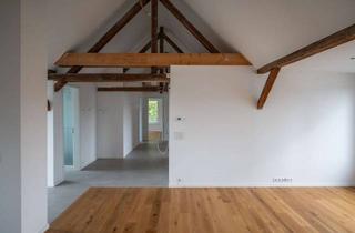 Wohnung mieten in 45525 Hattingen, Erstbezug nach Dachausbau! Traumhafte 4,5-Zi.-WE mit großer Terrasse und Blick über Hattingen!