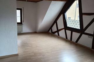 Wohnung mieten in Algenrodterstraße 59, 55743 Idar-Oberstein, Schöne große Dachgeschoss Wohnung