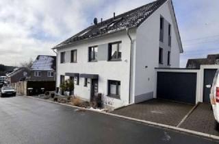 Doppelhaushälfte kaufen in Ilexweg 23, 42549 Velbert, Gepflegte moderne Doppelhaushälfte (BJ 2021) in Velbert mit 4 Zimmern