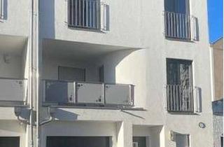 Haus kaufen in 04315 Leipzig, Stadthaus -6Zi.,Küche, Kamin,Terrasse,Balkon, WC im EG -Wanne-Dusch-Bad im 1OG, Duschbad im 2OG