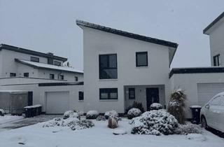 Reihenhaus kaufen in In Der Röthekuhle, 32584 Löhne, Attraktives Reihenhaus mit großem Garten