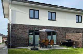 Haus mieten in Norderholt 28a, 24850 Hüsby, Moderne Doppelhaushälfte (KfW 40 Plus) in Hüsby – energieeffizient, smart & im Grünen!