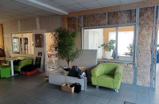 Büro zu mieten in Am Kiefernschlag 22, 91126 Vogelherd, Ladenfläche (Büro / Verkauf) – 210 m² Industriegebiet Falbenholz, SchwabachErweiterungsoption: Produ