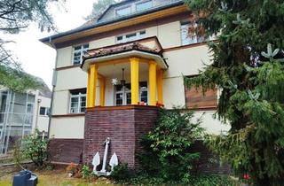 Wohnung kaufen in Nußhäherstraße 31, 13505 Konradshöhe, Vermietete 2,5-Zimmer ETW im DG, zwischen Havel und Tegeler Forst, modernisierungsbedürftig