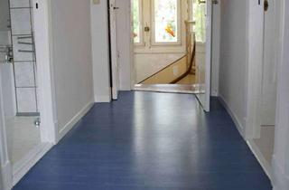 Wohnung kaufen in Nußhäherstraße 31, 13505 Konradshöhe, Vermietete 2,5-Zimmer im Dachgeschoss, nahe Havel u. Tegeler Forst, sehr ruhig, mit Mod.-Bedar
