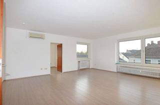 Wohnung kaufen in Augustastraße 39, 47441 Moers, Lichtdurchflutete 86 m²-Wohnung in Moers-Mitte, klimatisiert, Balkon, Garage, Keller, Aufzug