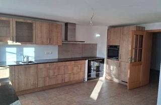 Wohnung mieten in 83629 Weyarn, Helle 4-Zimmer Wohnung mit Balkon bei Weyarn