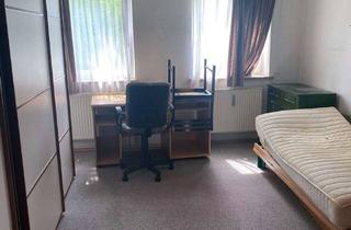 WG-Zimmer mieten in 82140 Olching, Großes helles Zimmer Nähe Bahnhof und Bushaltestelle mit Garten, voll ausgesatttet