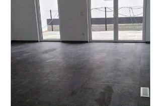 Haus kaufen in Urferweg 22 a, 85077 Manching, Modernes Reihenmittelhaus (Bj. 2021) mit A+ Energieeffizienz, Wärmepumpe, Garage, Stellplatz