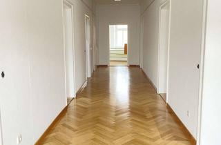 Büro zu mieten in Rathenaustraße 35, 95444 Altstadt, Gewerbeimmobilie für Büro und Praxis mit modernem Altbauflair